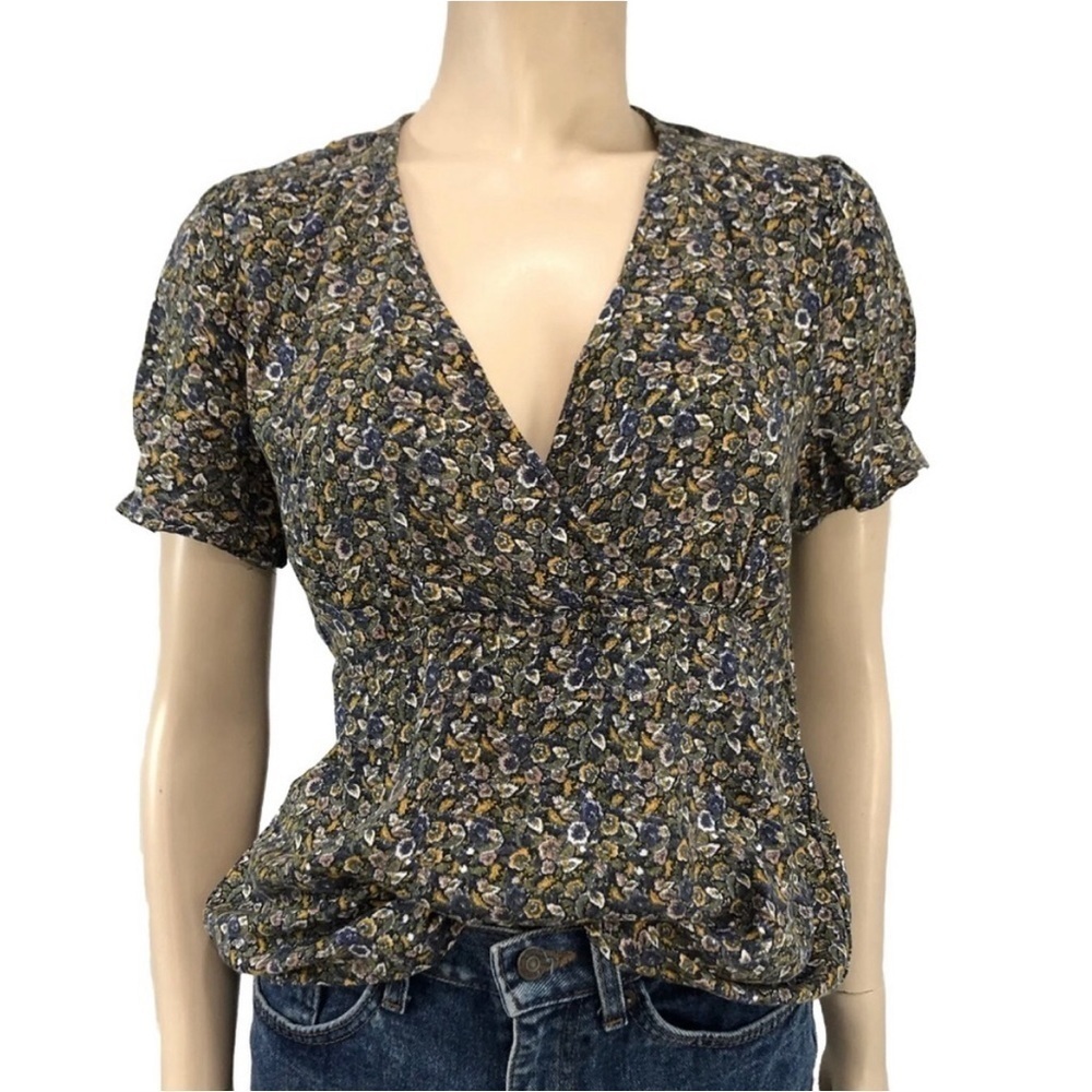 Hinge summer floral blouse V-neck shorts sleeve
